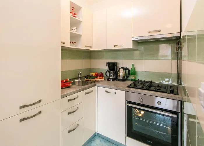 Apartment Amazing In With Wifi Pula